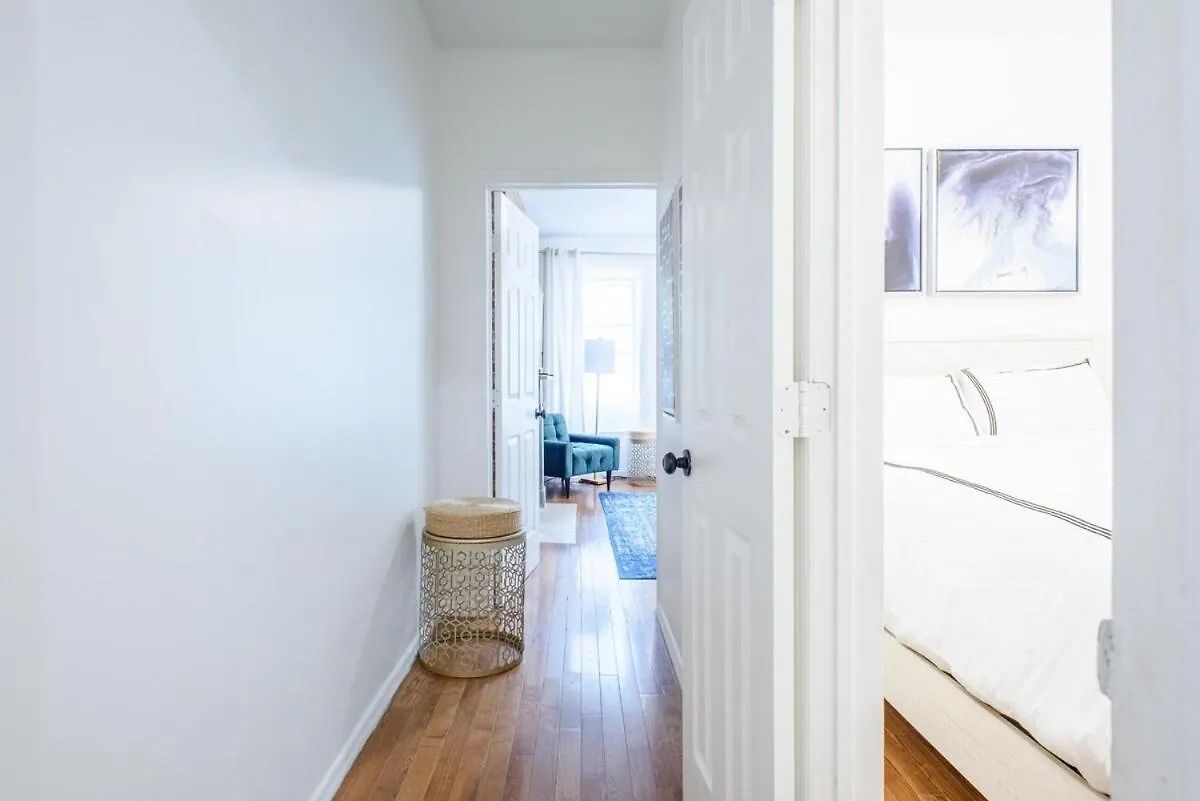 뉴욕 454-3W Prime Location 2Br Newly Furnished Sleeps 5 아파트